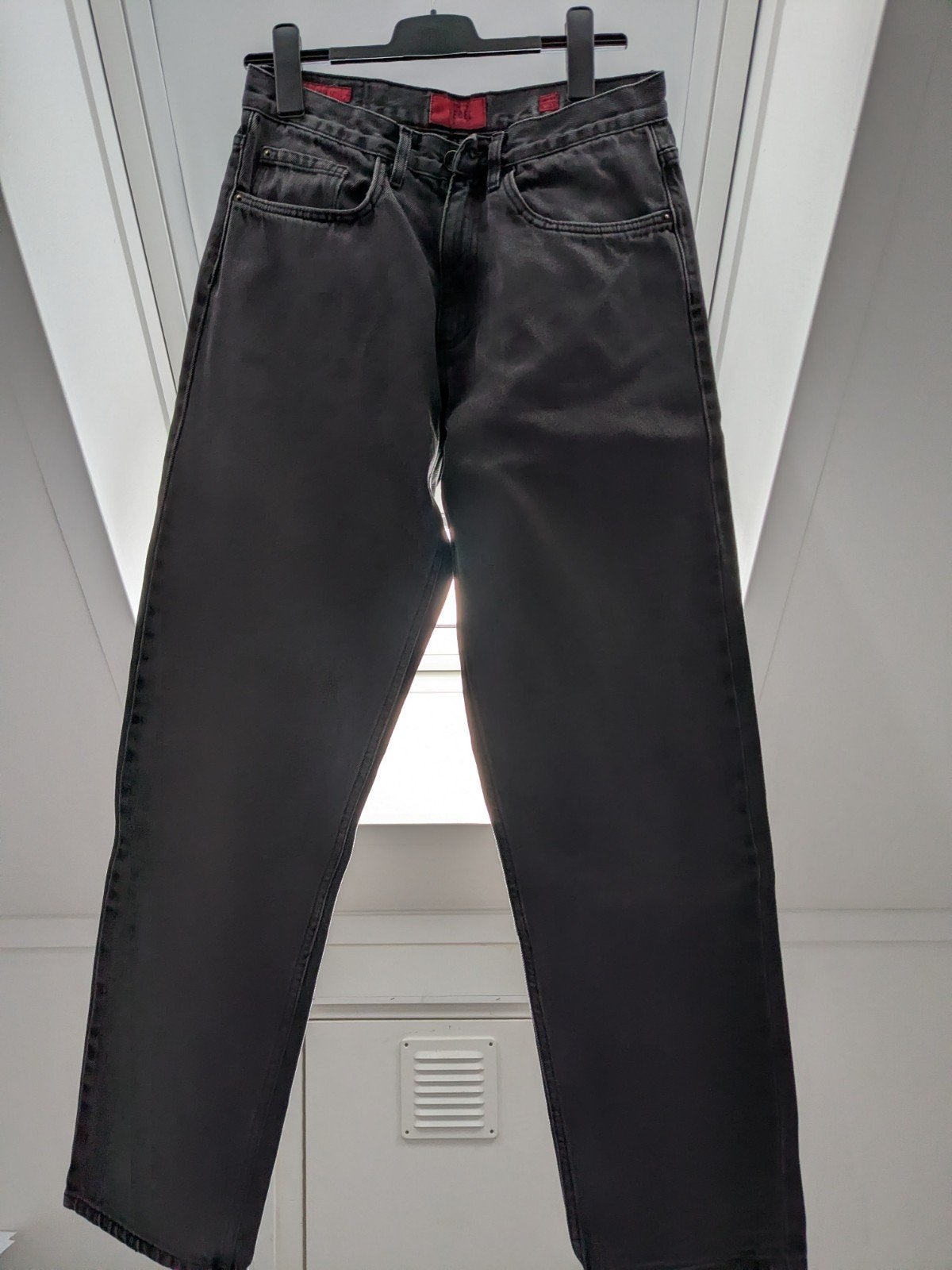 Spijkerbroek Rebel 31/34, W32 (confectie 46) of kleiner, Ophalen of Verzenden, Grijs, Gedragen