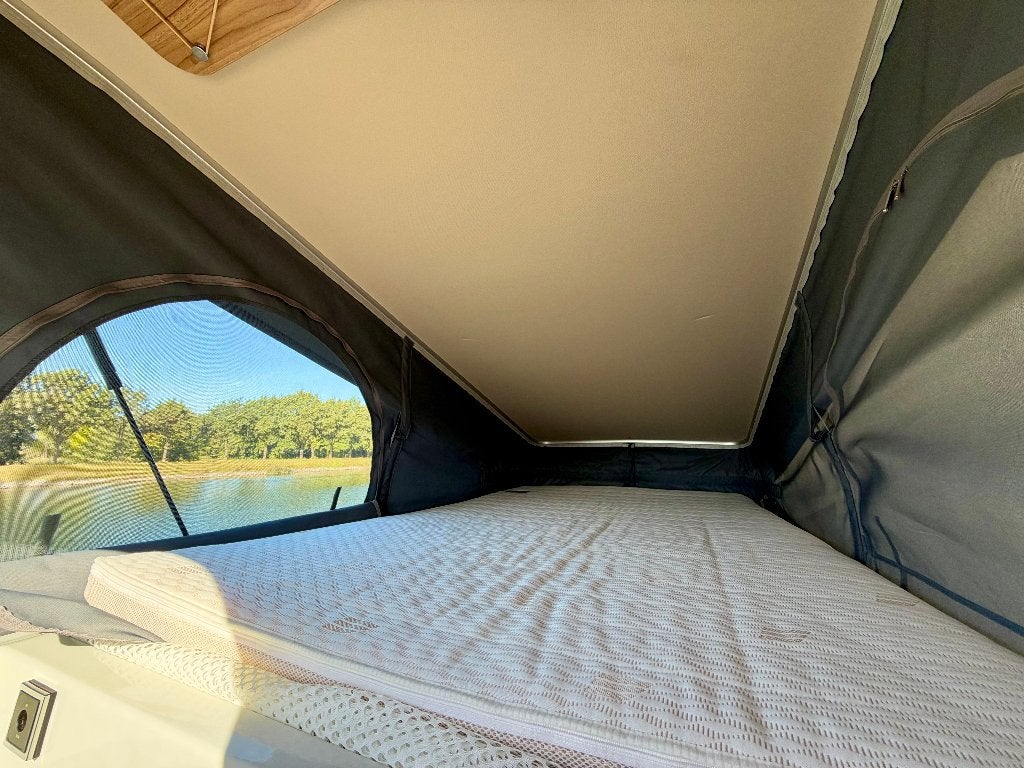 Foto 12 van Hymer Grand Canyon S 4x4, Lithium, Solar, 1e eig, topstaat