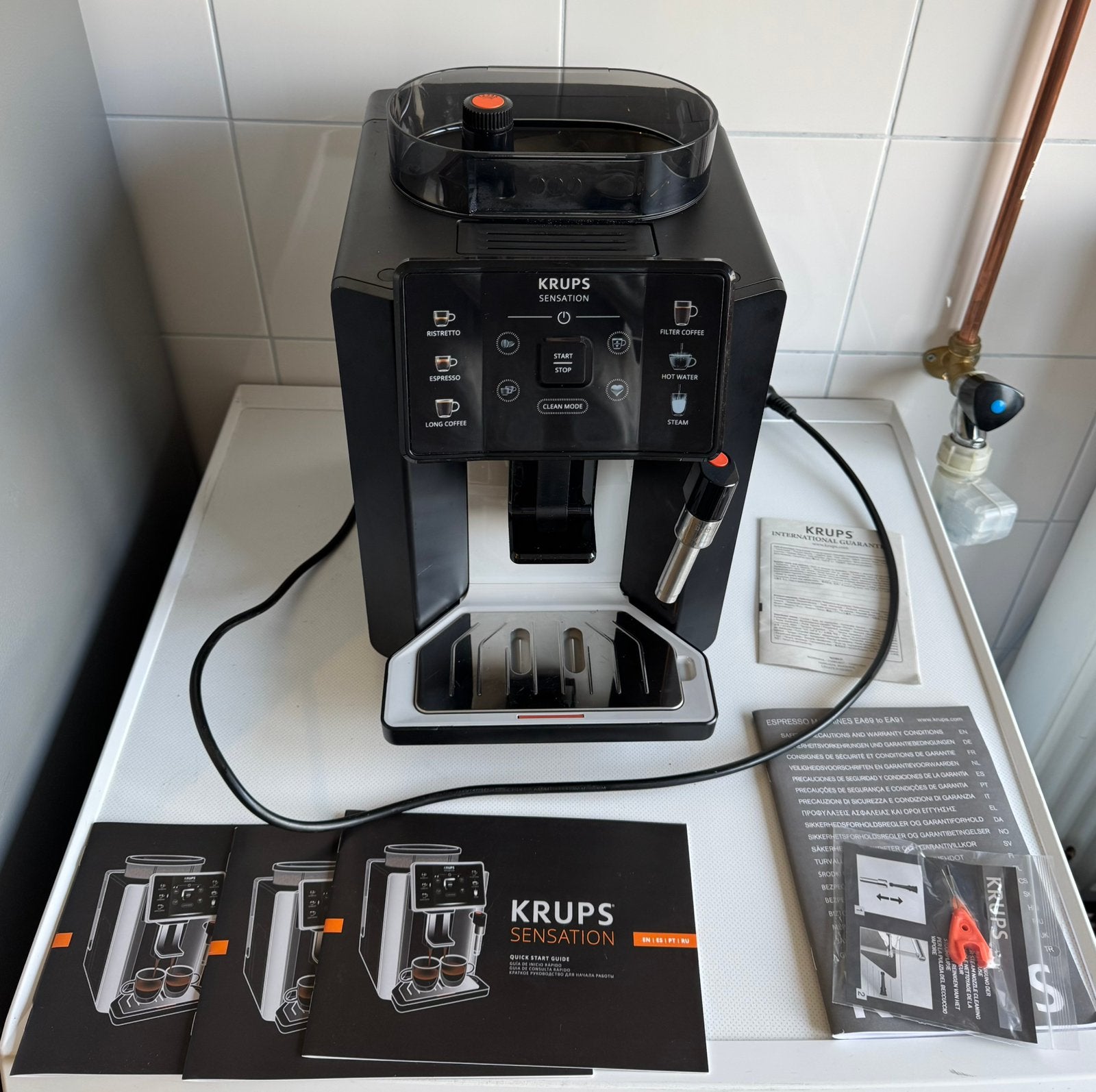 Krups Sensation Volautomatische koffie machine, Witgoed en Apparatuur, Koffiezetapparaten, Afneembaar waterreservoir, Espresso apparaat