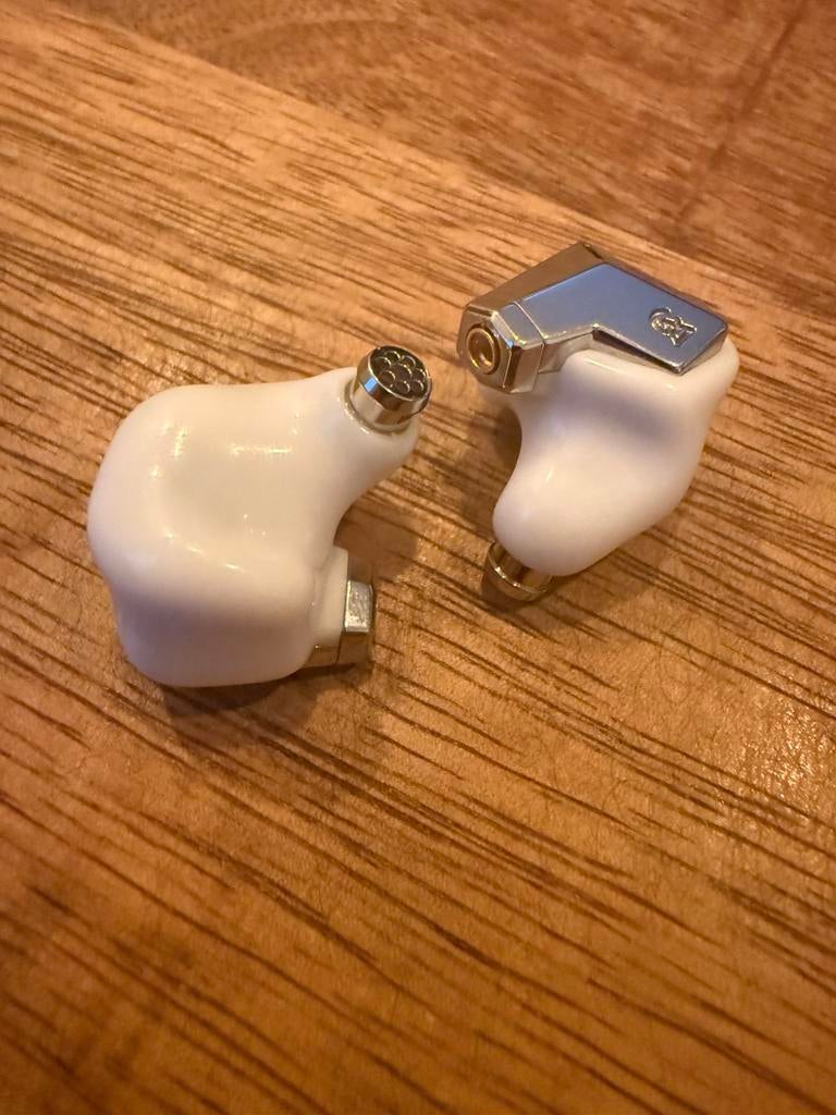 Campfire Audio Supermoon - Multiverse III Achromatic Series, Ophalen of Verzenden, Zo goed als nieuw, Overige merken