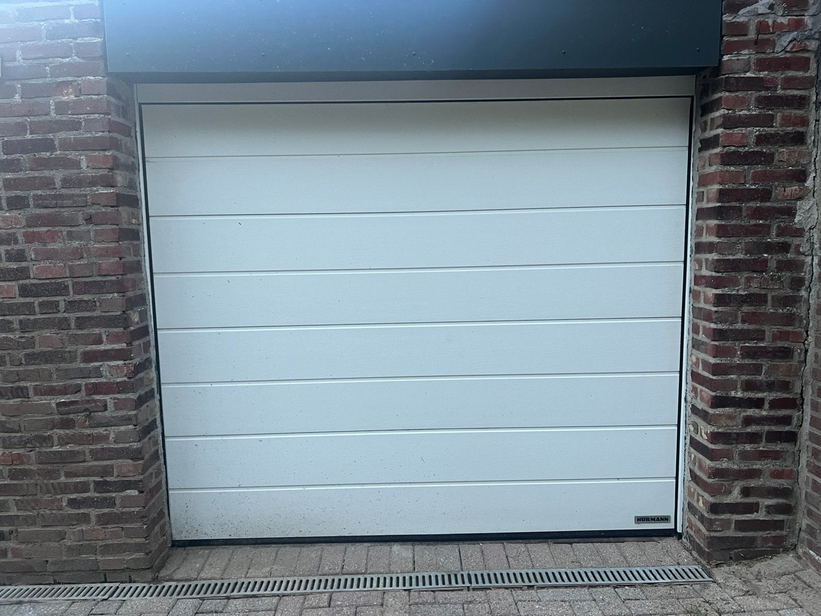 Garagepoort, Ophalen, Zo goed als nieuw, 200 cm of meer