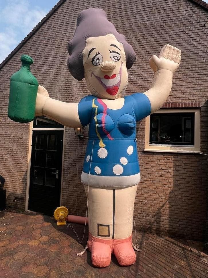 Sarah Opblaasfiguur Feestpop ca 4,5 meter te huur, Ophalen of Verzenden, Gebruikt, Abraham of Sarah