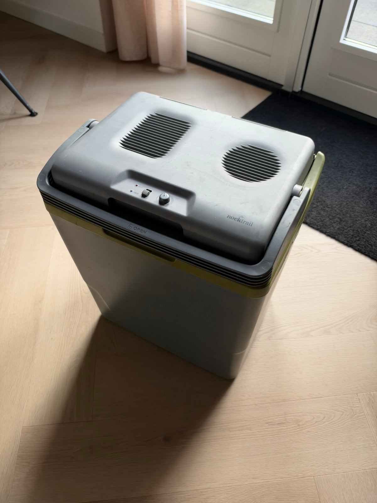 Koelbox goede staat!, Ophalen