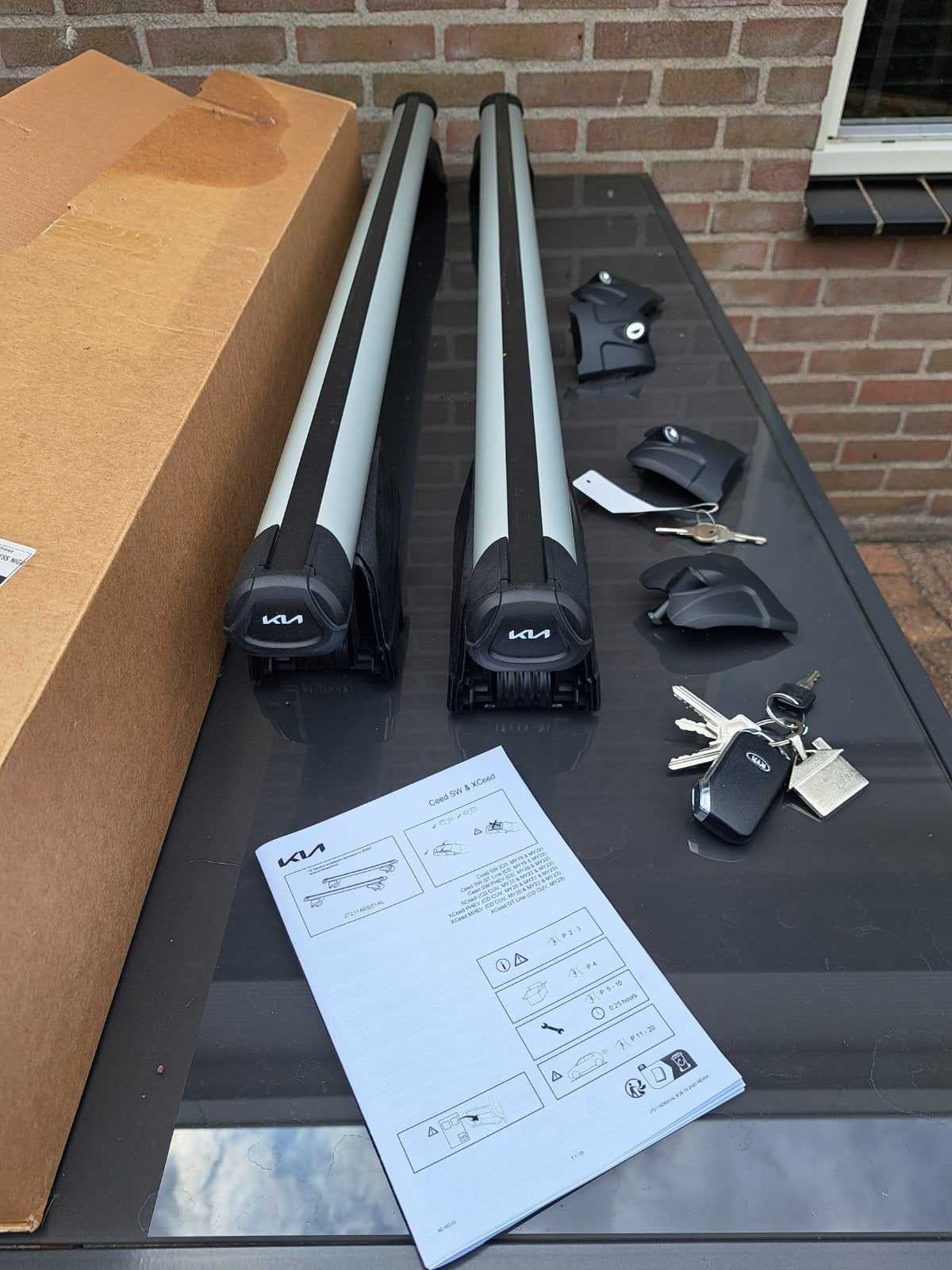 Originele Kia Ceed dakdragers - Panoramadak compatibel, Auto diversen, Dakdragers, Zo goed als nieuw, Ophalen