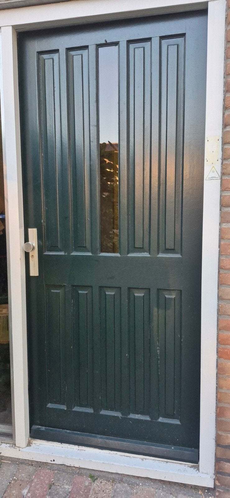 Massieve buitendeur met glas, inclusief ketting en sloten, Doe-het-zelf en Verbouw, Deuren en Horren, Gebruikt, 80 tot 100 cm