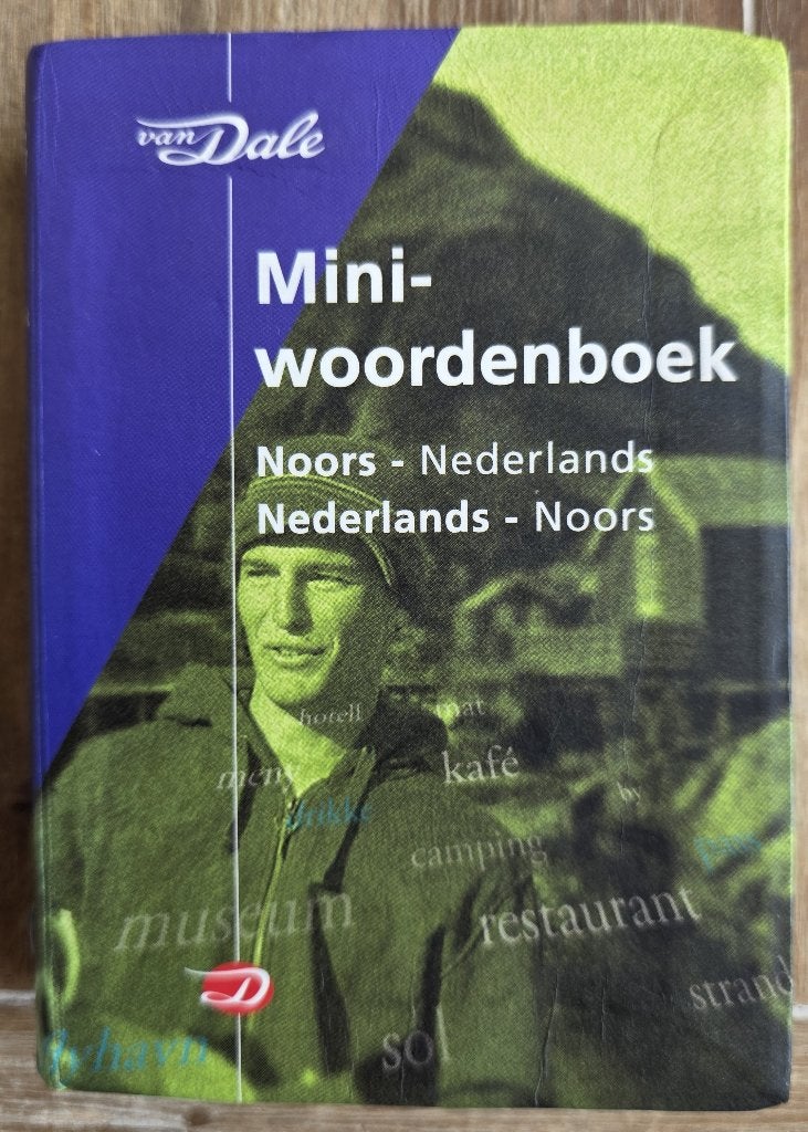 Van Dale MINI Woordenboek Nederlands - Noors, Boeken, Van Dale, Europa, Ophalen of Verzenden, Taalgids