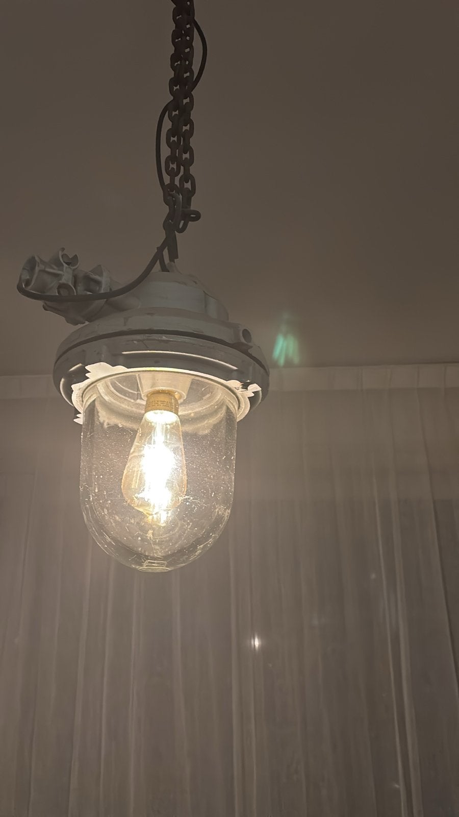 Vintage Industriële Hanglamp - Stoer en Robuust, Ophalen of Verzenden, Gebruikt, Metaal, E27 (groot)