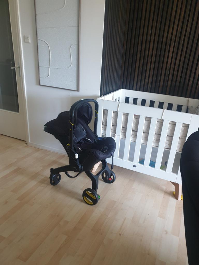 Doona autostoel met geïntegreerd onderstel, Ophalen of Verzenden