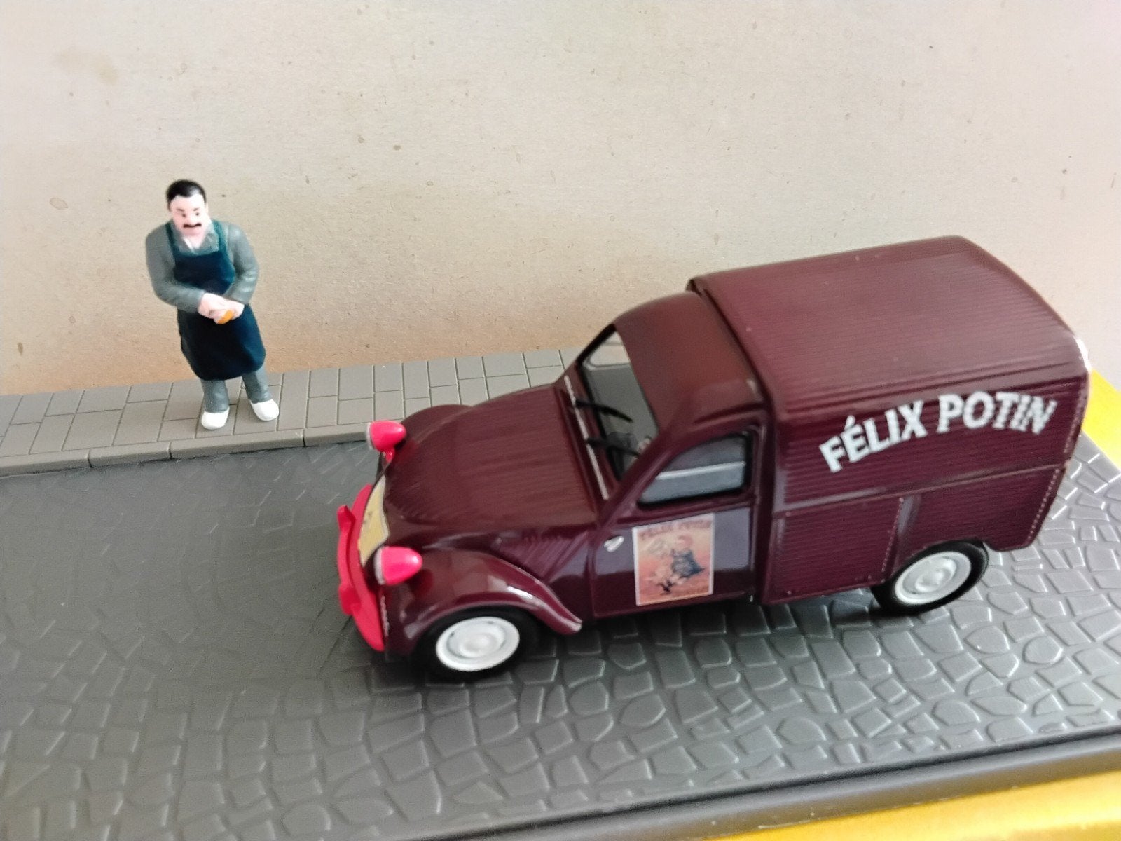 FELIX   POTIN    CV   BESTEL   ROODBRUIN   ORANJE KOPLAMPEN, Ophalen of Verzenden, Nieuw, Tractor of Landbouw, Overige merken