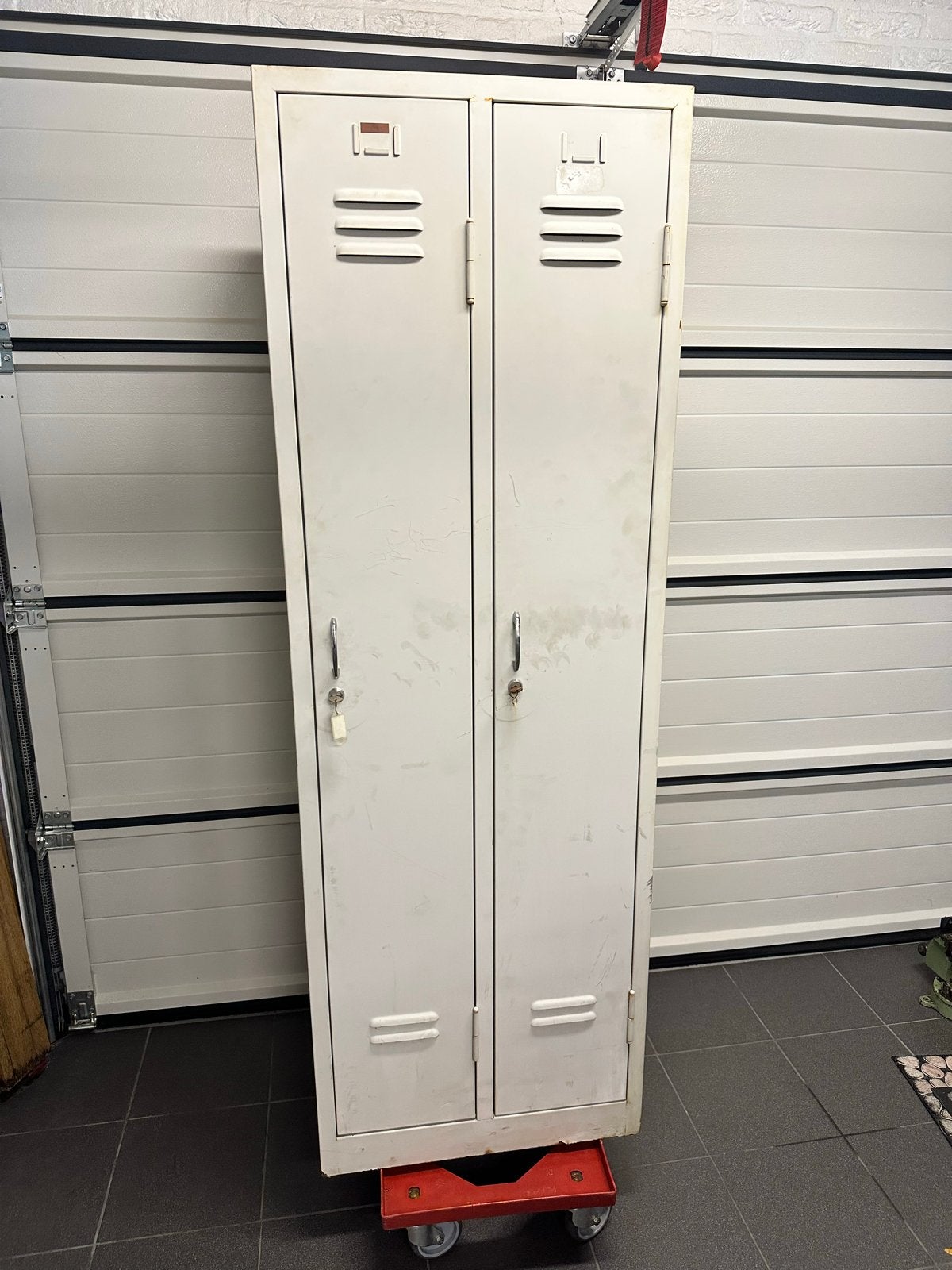 Praktische metalen locker / kledingkast - 175x60x50 cm, Huis en Inrichting, Ophalen, Gebruikt