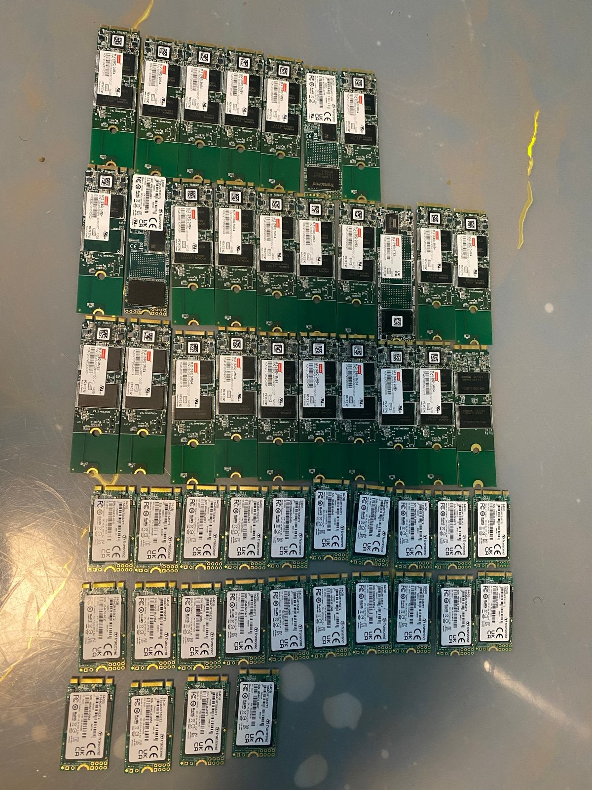 75x 128GB SSD's (Kingston & Transcend) - Bulk aanbieding, Computers en Software, Ophalen, Intern, Gebruikt, Server