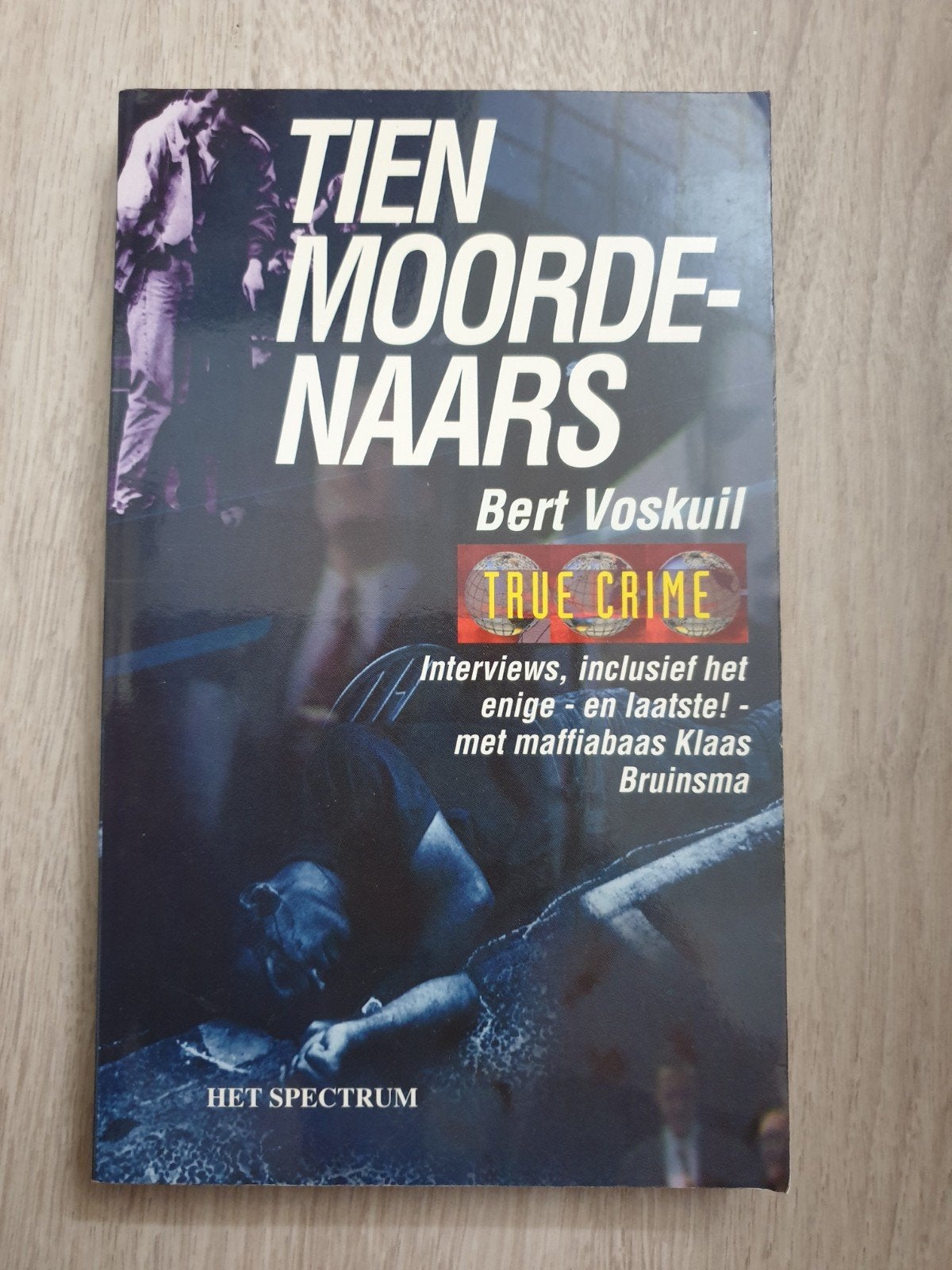 Tien Moordenaars - Bert Voskuil (True Crime), Ophalen of Verzenden, Gelezen