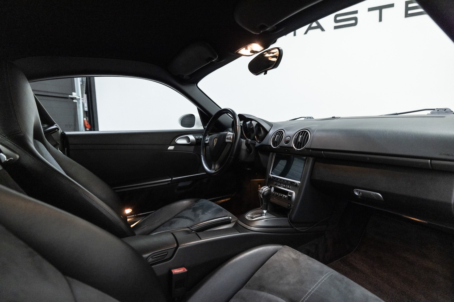 Porsche Cayman 2.7 Fiscale waarde € 8.000,- (bj 2006), Auto's, Porsche, Achterwielaandrijving, Gebruikt, Zwart, Bedrijf