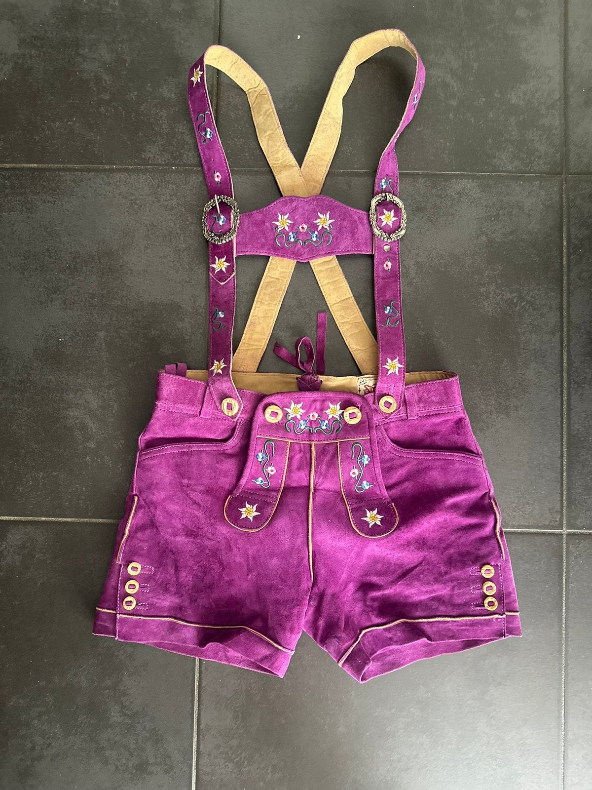 Lederhose paars stockerpoint, maar S,heel goed, Ophalen of Verzenden, Zo goed als nieuw, Overige thema's, Kleding