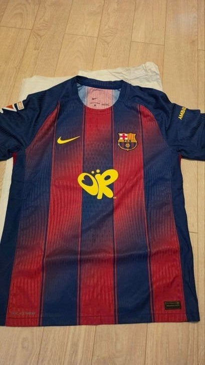 FC Barcelona x Olivia Rodrigo Thuisshirt 2025/2026 Maat L, Ophalen of Verzenden