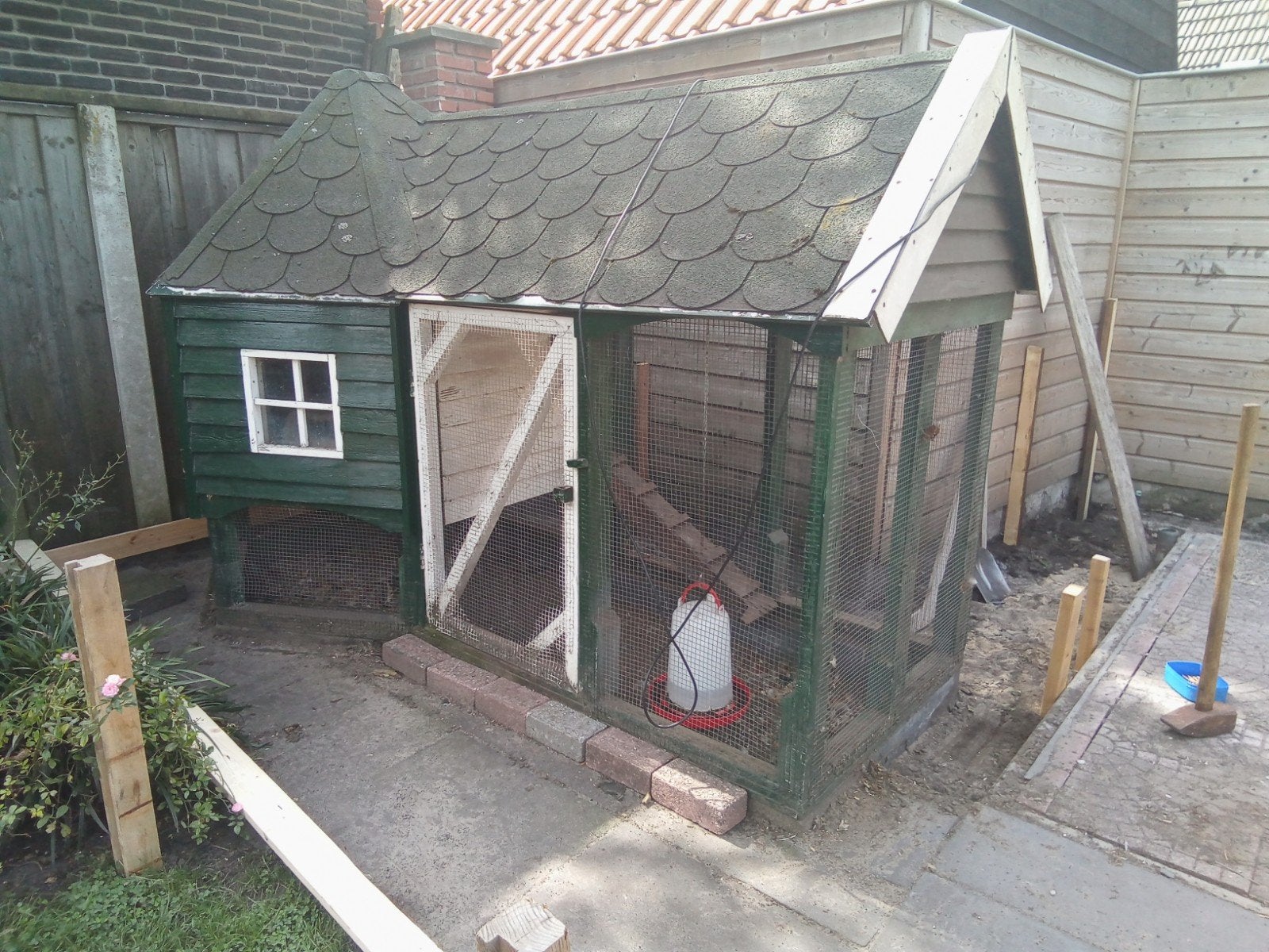 kippenren met Nachthok, Ophalen, Kippenhok of Kippenren