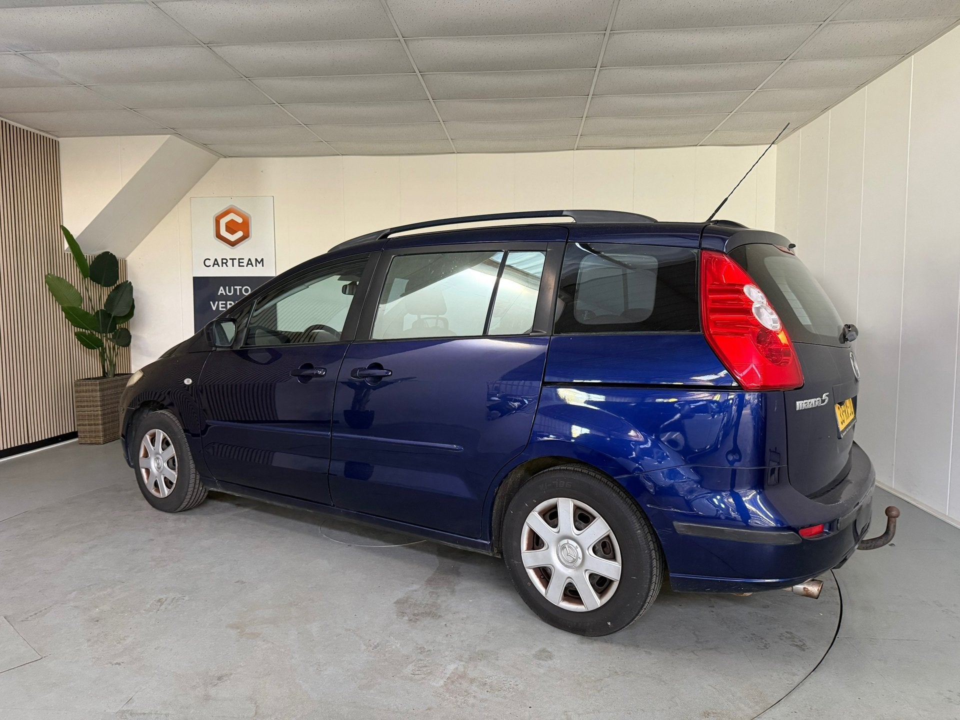 Mazda 5 1.8 Touring Airco, Navigatie, 7 persoons, Trekhaak, Auto's, Mazda, Gebruikt, 1370 kg, 4 cilinders, Blauw