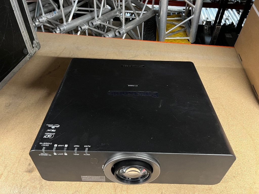 Panasonic PT -DW640 Projector / beamer, Ophalen, Gebruikt, DLP