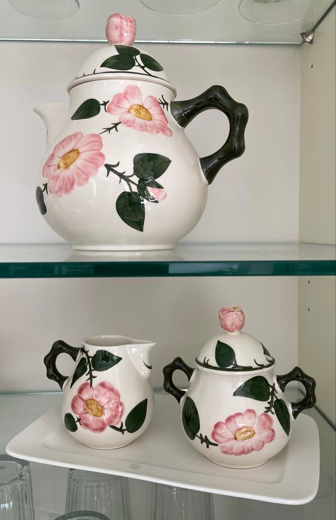 Villeroy & Boch Wild Rose serviesgoed, Huis en Inrichting, Keuken | Servies, Zo goed als nieuw, Compleet servies, Overige stijlen