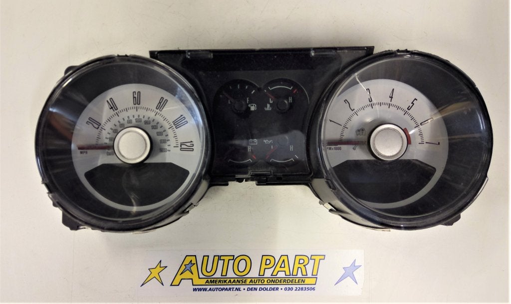 Ford Mustang 4.0 ltr dashboard klok 2010, Gebruikt, Ford motor company, Ford USA, P.O. Box 6248, Dearborn, MI 48126