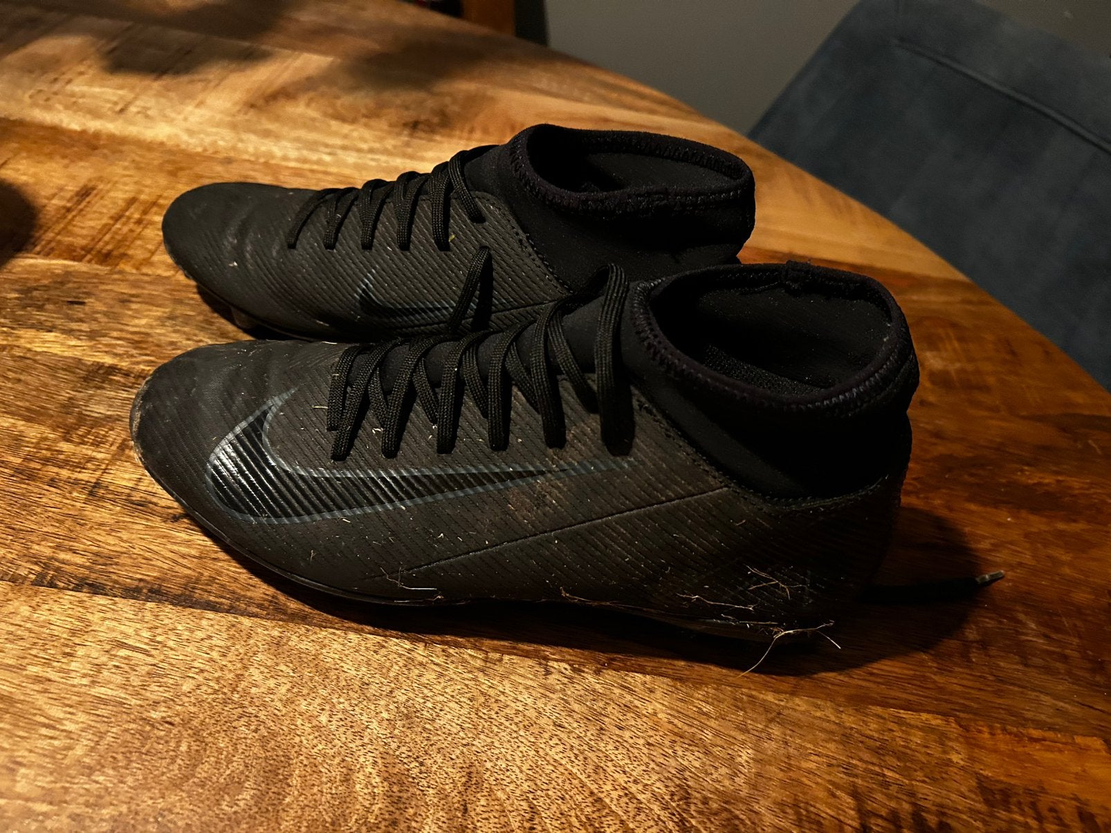Zwarte Nike voetbalschoenen maat 41, Ophalen, Schoenen, Maat M, Zo goed als nieuw