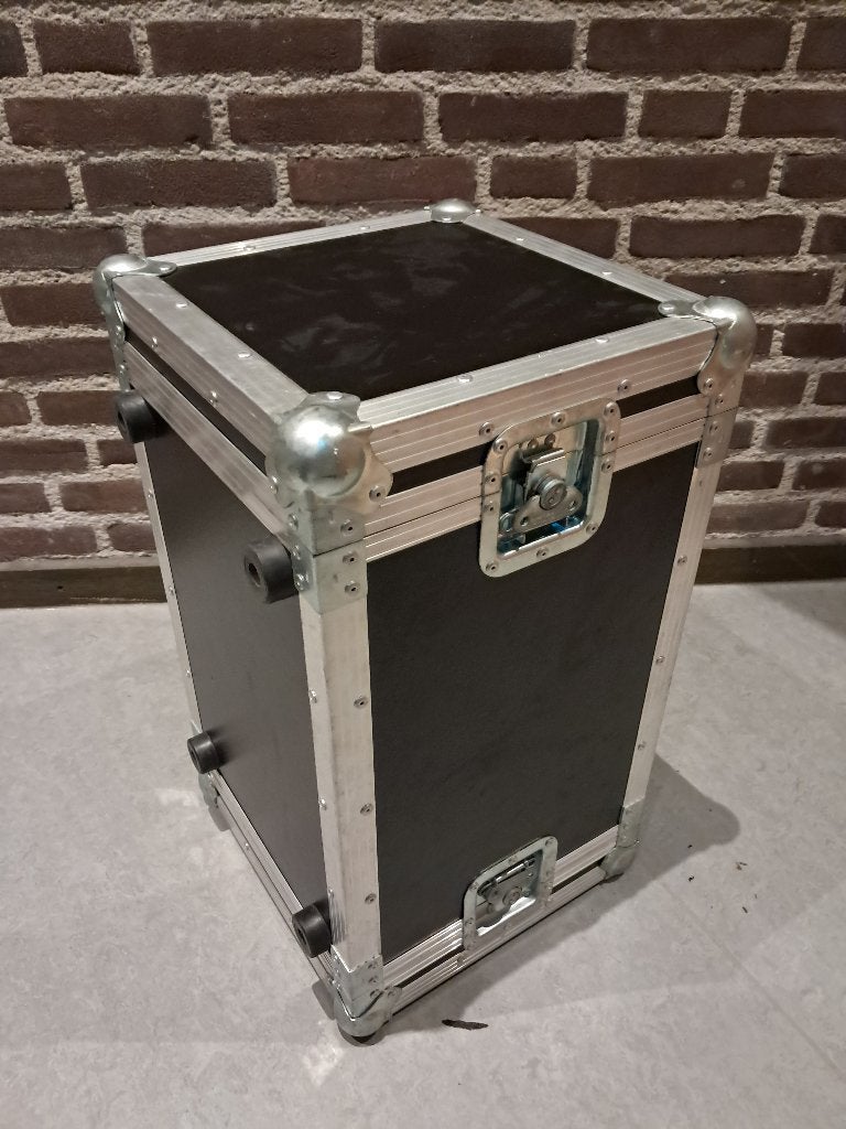Stevige houten flightcase met schuim, Ophalen, Gebruikt, Overige instrumenten, Flightcase