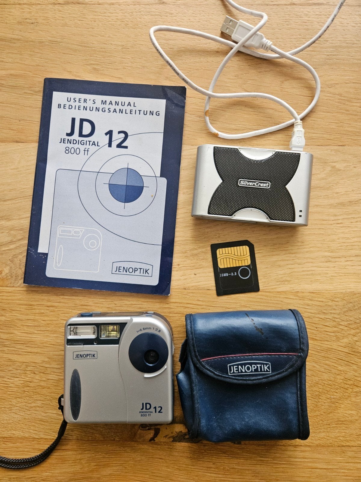 Jenoptik JD 12 digitale camera met accessoires, Audio, Tv en Foto, Fotocamera's Digitaal, Ingebouwde flitser, Gebruikt, Ophalen of Verzenden