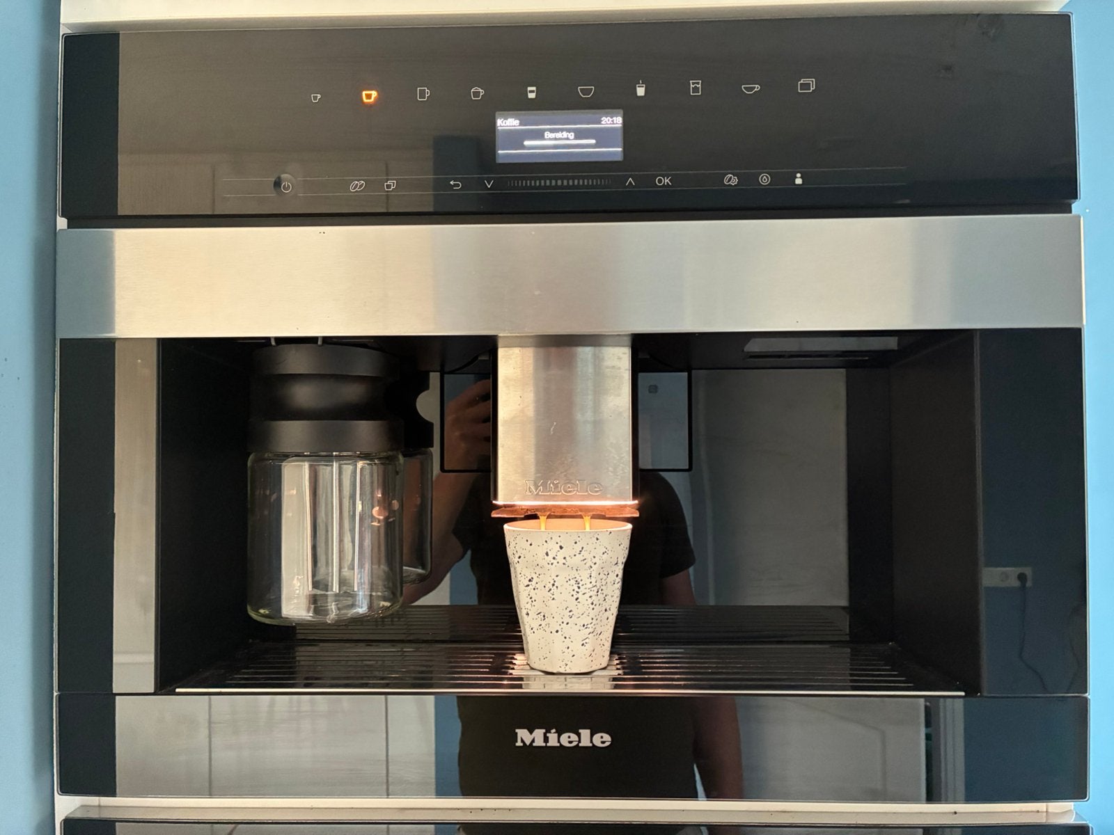 Miele CVA 7440 inbouw koffiemachine zgan slechts 5819 kopjes, Witgoed en Apparatuur, Koffiezetapparaten, 10 kopjes of meer, Ophalen of Verzenden