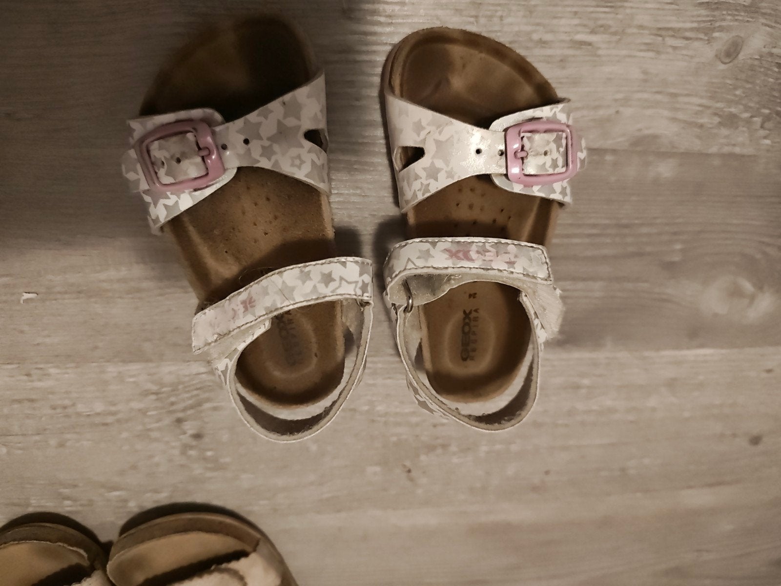 Geox sandalen maat 24 - comfortabel en stijlvol, Kinderen en Baby's, Kinderkleding | Schoenen en Sokken, Gebruikt, Meisje, Schoenen