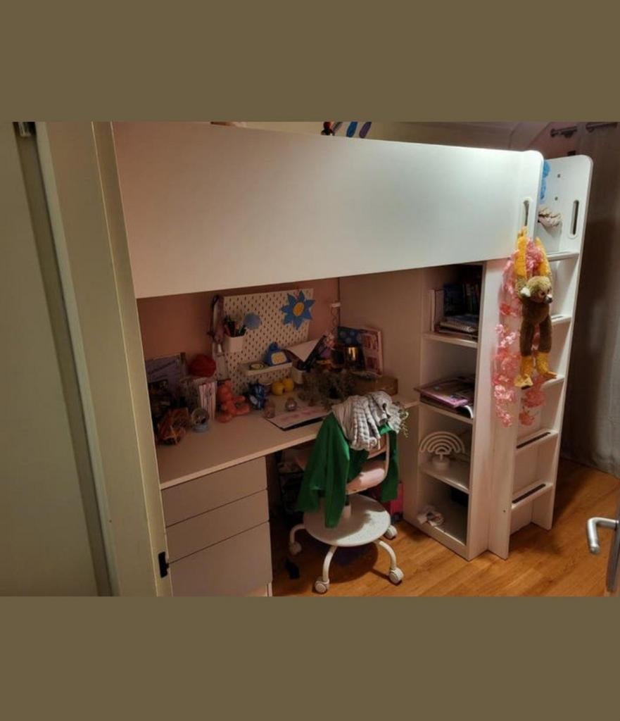 Smâstad wittw hoogslaper Ikea, Kinderen en Baby's, Kinderkamer | Stapelbedden en Hoogslapers, Ophalen, Zo goed als nieuw, Hoogslaper