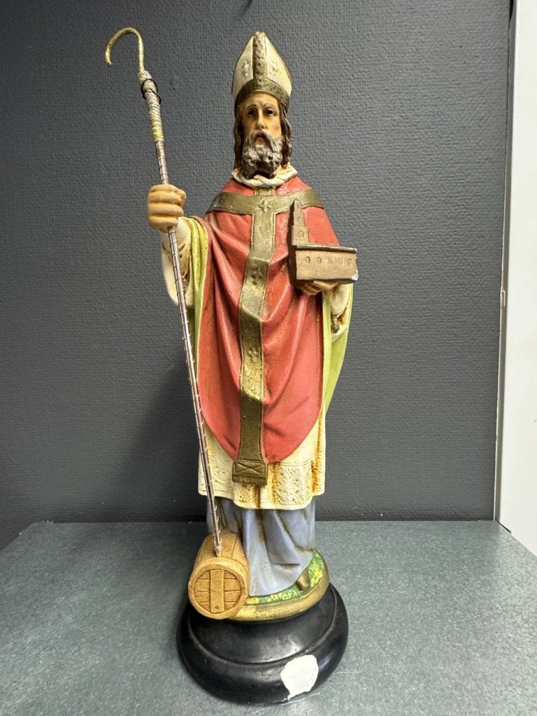 Oud heiligenbeeld Sint-Arnoldus – ca. 1950 – gips – 45 cm, Antiek en Kunst, Ophalen