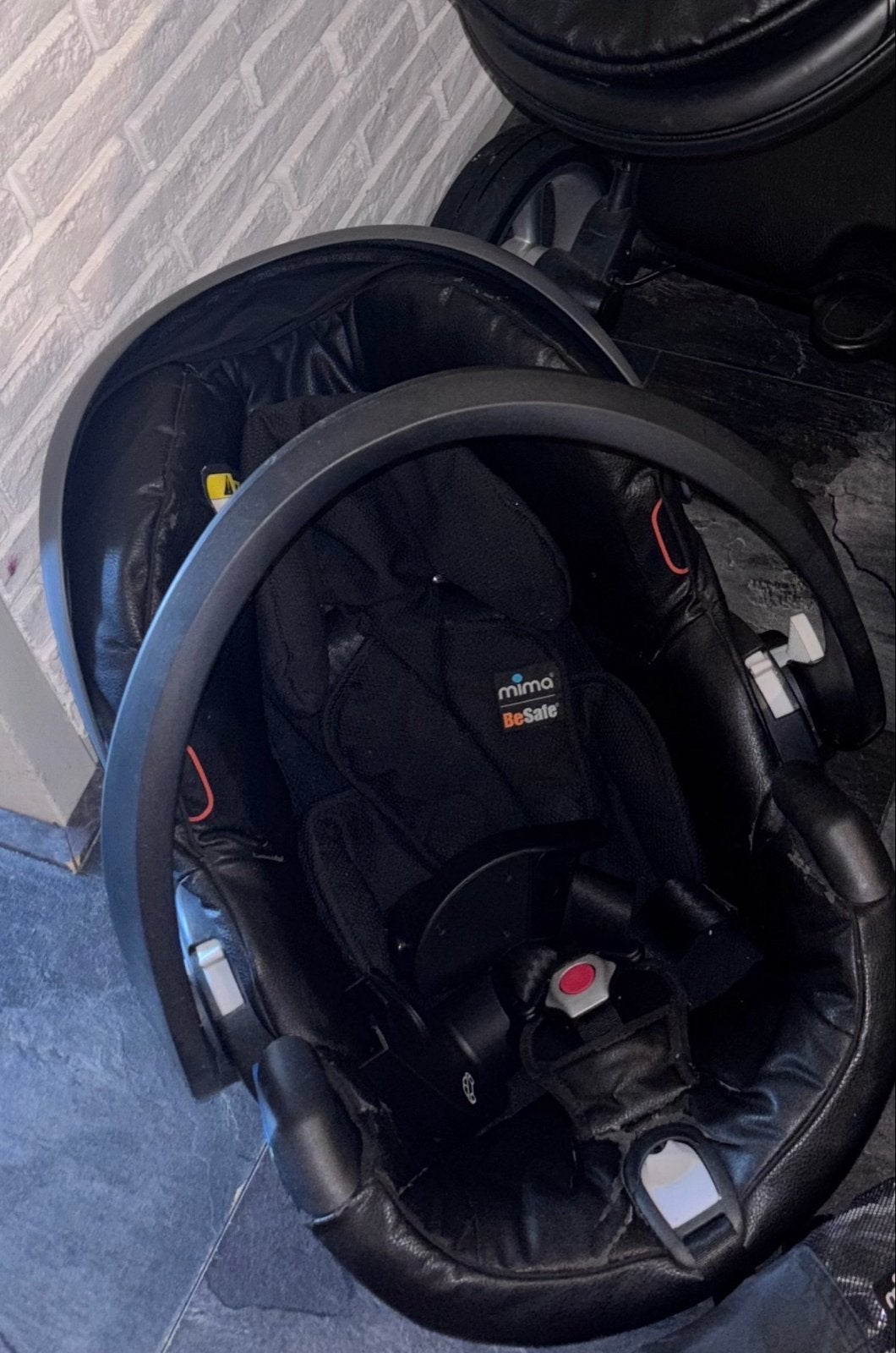Mima BeSafe Autostoel - Veilig en Comfortabel, Autogordel of Isofix, Gebruikt, Zijbescherming, 0 t/m 13 kg