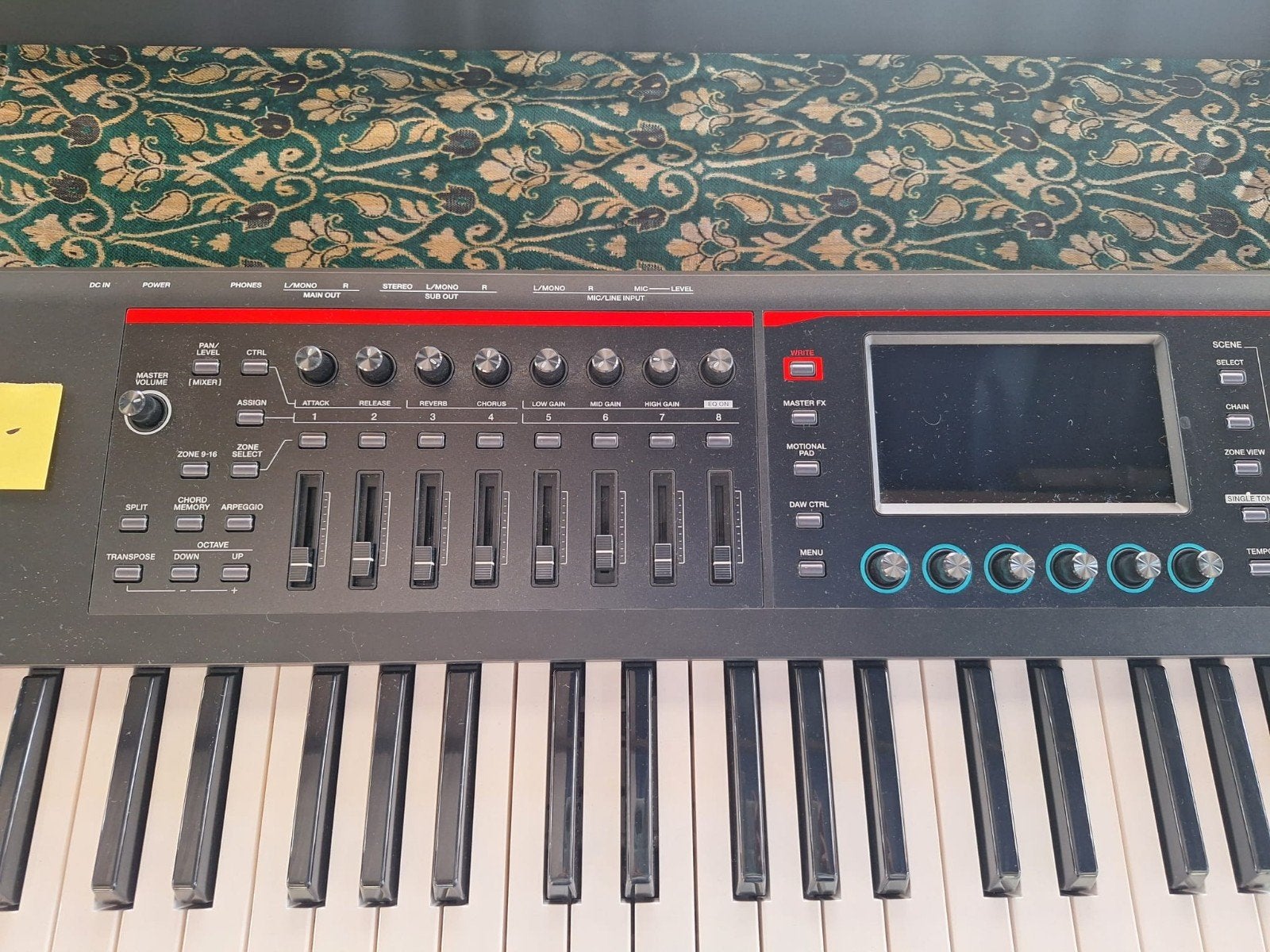 Roland Fantom-08 Synthesizer Workstation 88 toetsen, 88 toetsen, Roland, Ophalen of Verzenden, Zo goed als nieuw