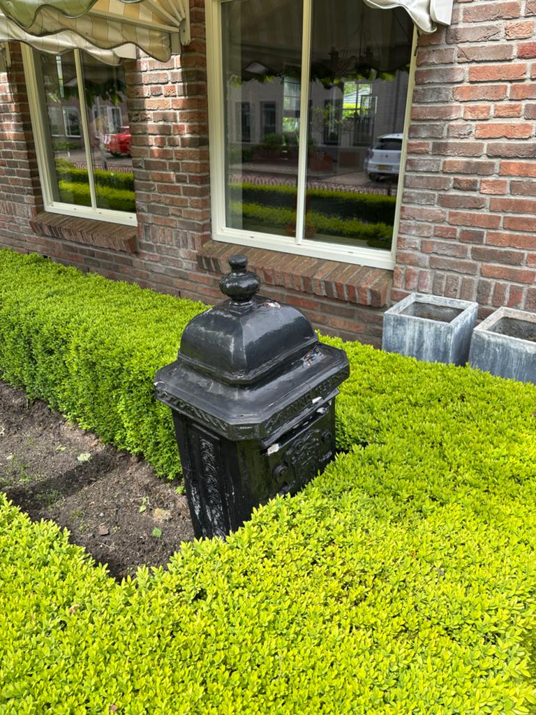 Klassieke brievenbus voor de handige klusser, Tuin en Terras, Brievenbussen, Ophalen, Gebruikt, IJzer, Staande brievenbus