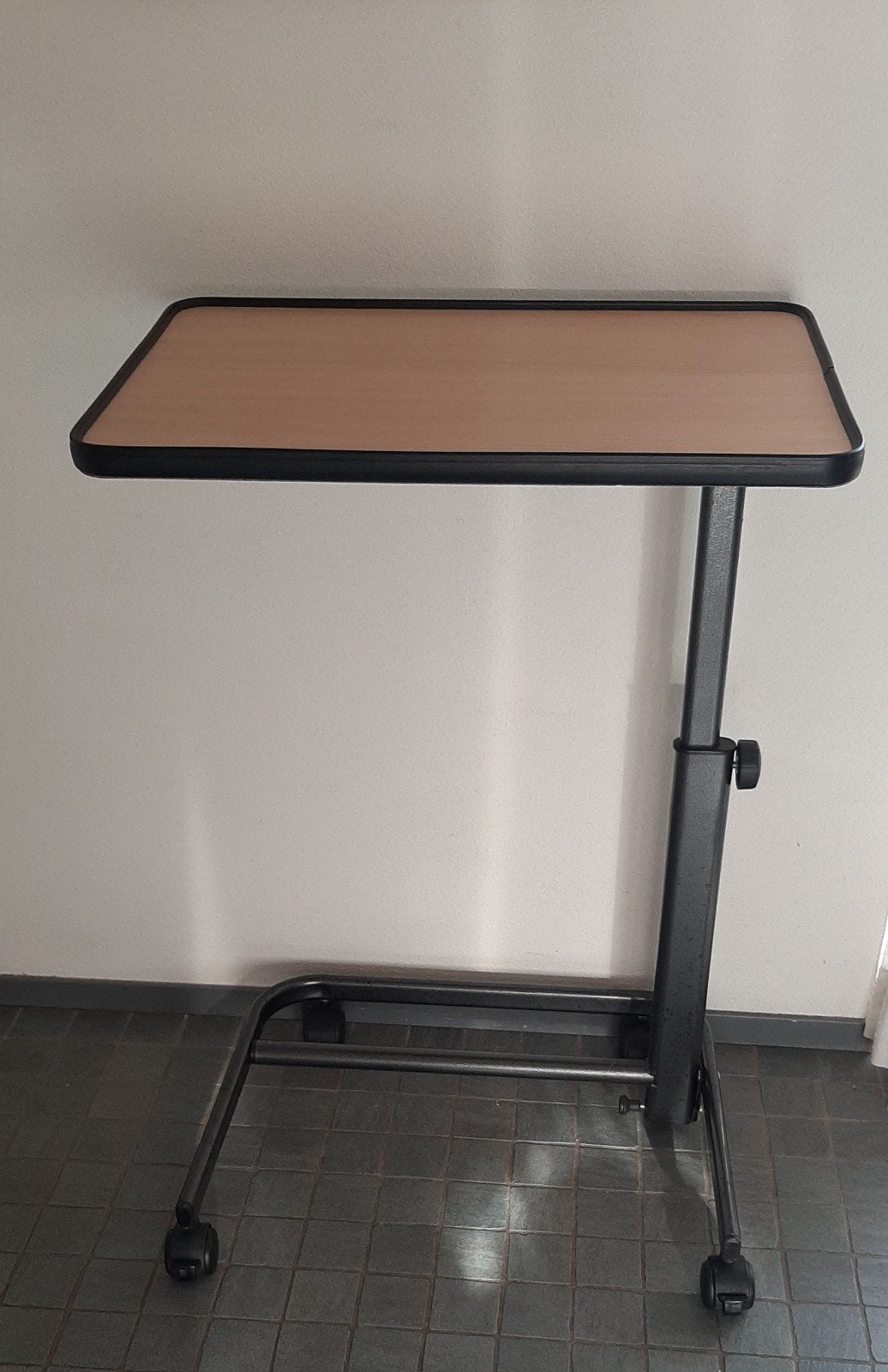 Bedtafel laptoptafel zorgtafel, Ophalen, Gebruikt