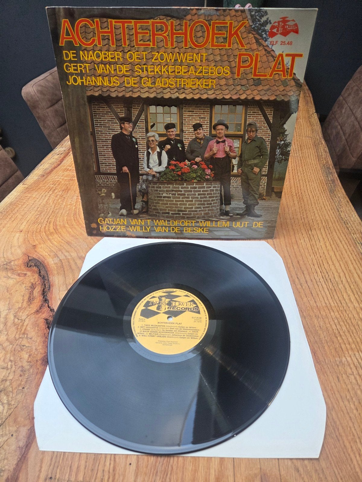 Achterhoek Plat - De Naober Oet Zowwent LP, LP, Gebruikt, Ophalen of Verzenden, 12 inch