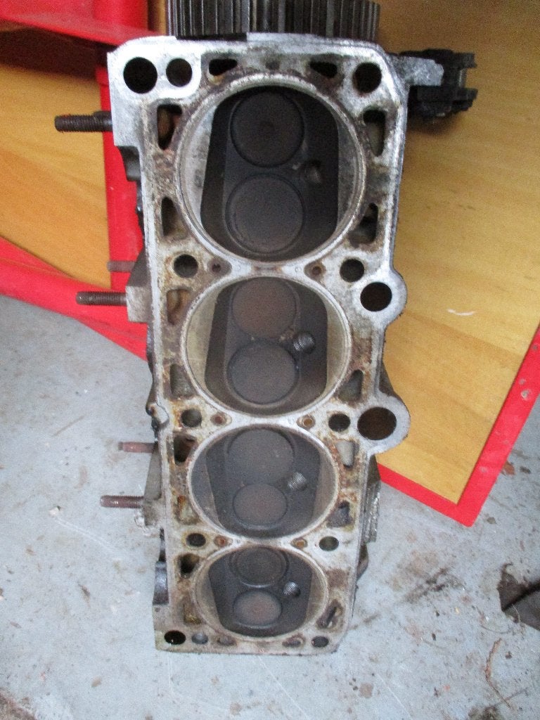 cilinderkop audi  1.8, Ophalen, Gebruikt, Audi