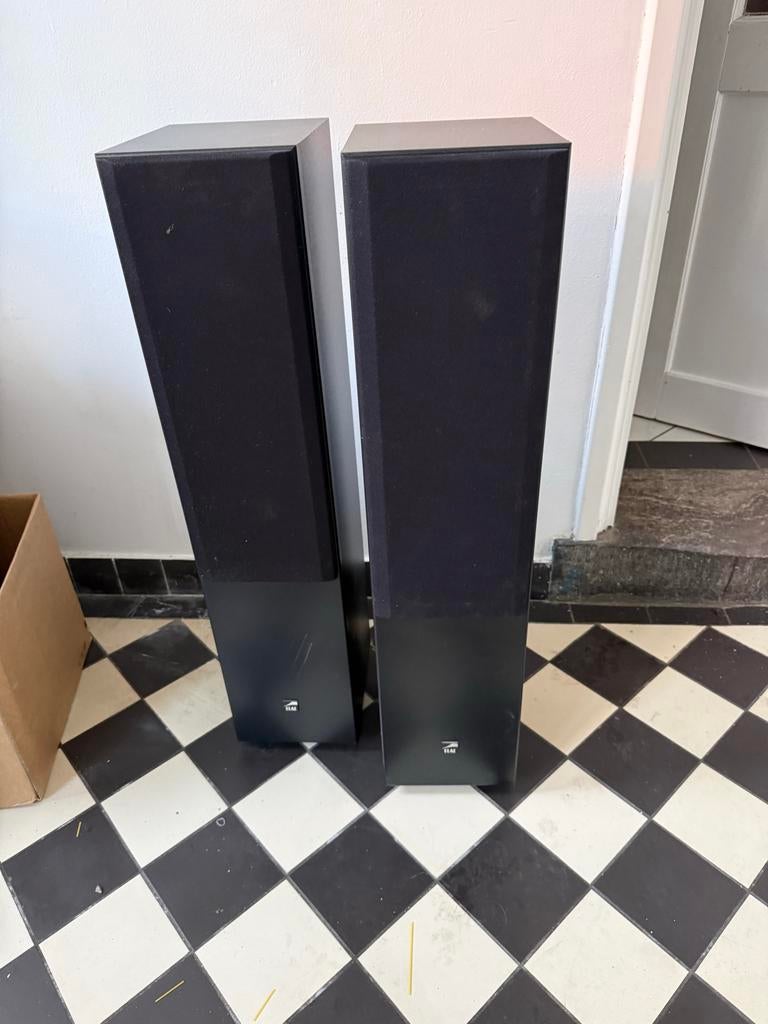 Elac vloerstaande luidsprekers, Ophalen, Gebruikt, Front, Rear of Stereo speakers, Overige merken