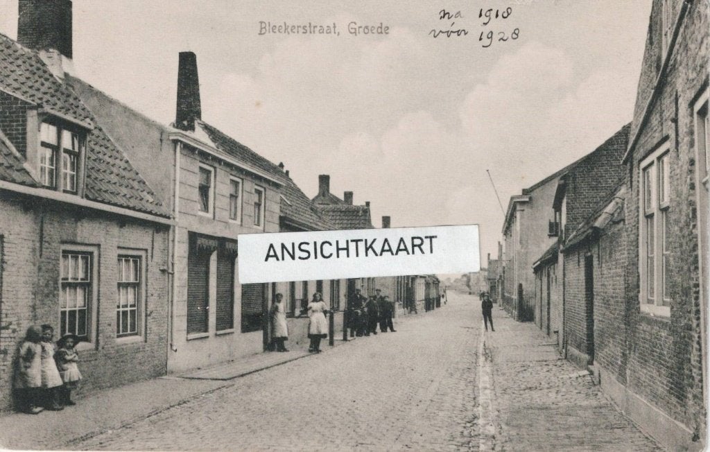 Ansichtkaart Groede - Bleekerstraat - volk, Verzamelen, Ophalen of Verzenden, Voor 1920, Ongelopen, Zeeland