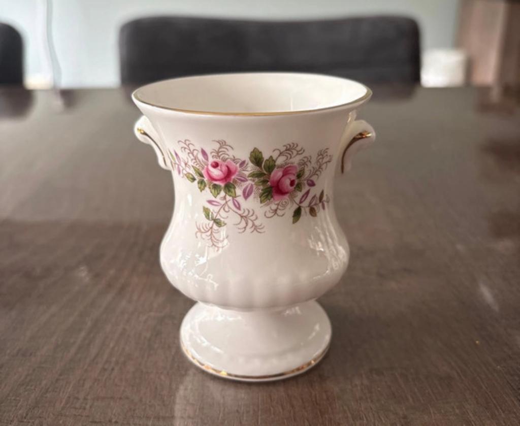 Royal Albert Lavender Rose lepelvaasje, Ophalen of Verzenden