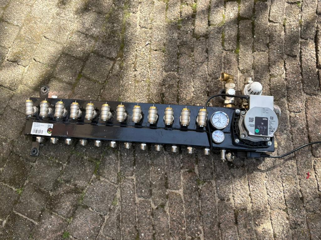 12 groeps vloerverwarming verdeler VTE, Minder dan 30 cm, Overige typen, Minder dan 60 cm, Ophalen of Verzenden