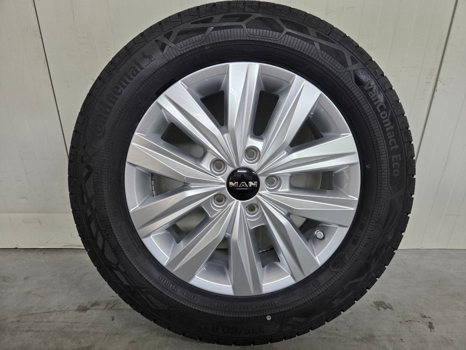 MAN TGE Vw Crafter 17 inch velgen Demo Nieuw 235 60 17 zomer, Ophalen, Bestelwagen, Nieuw, 17 inch