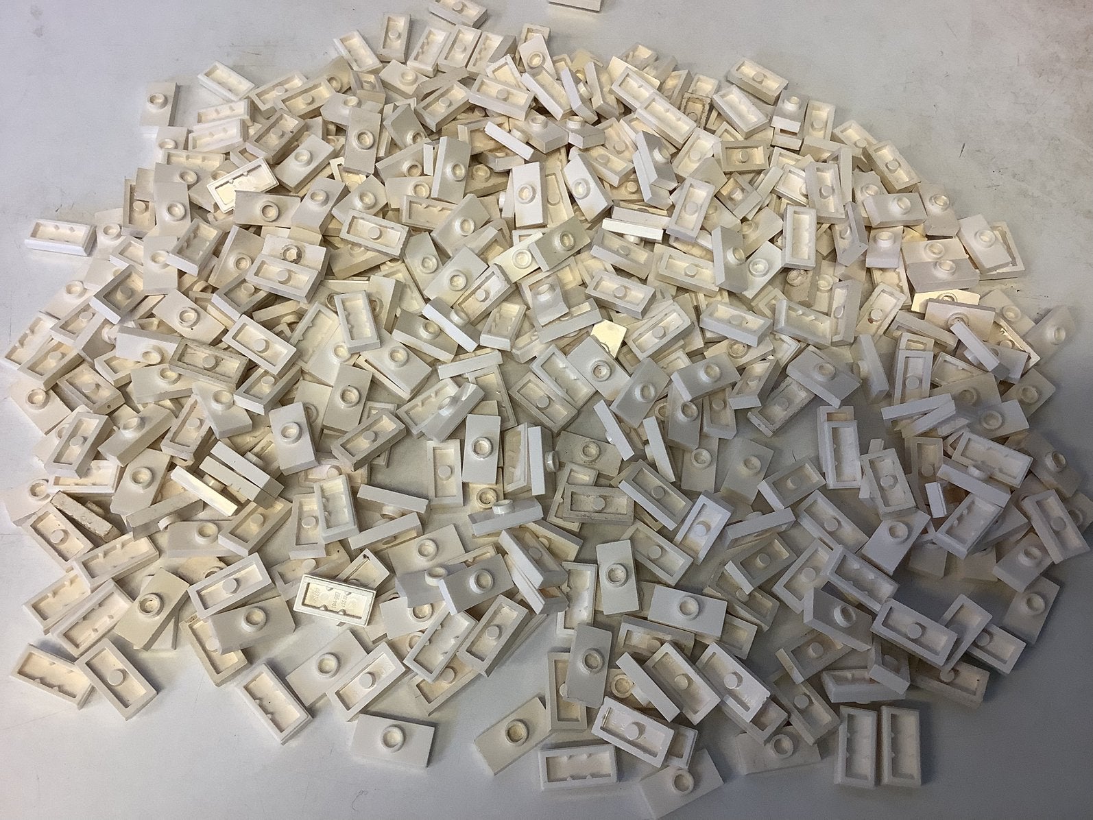 Lego plaat aangepast 1x2 met 1 nop wit, Ophalen of Verzenden, Gebruikt, Losse stenen, Lego