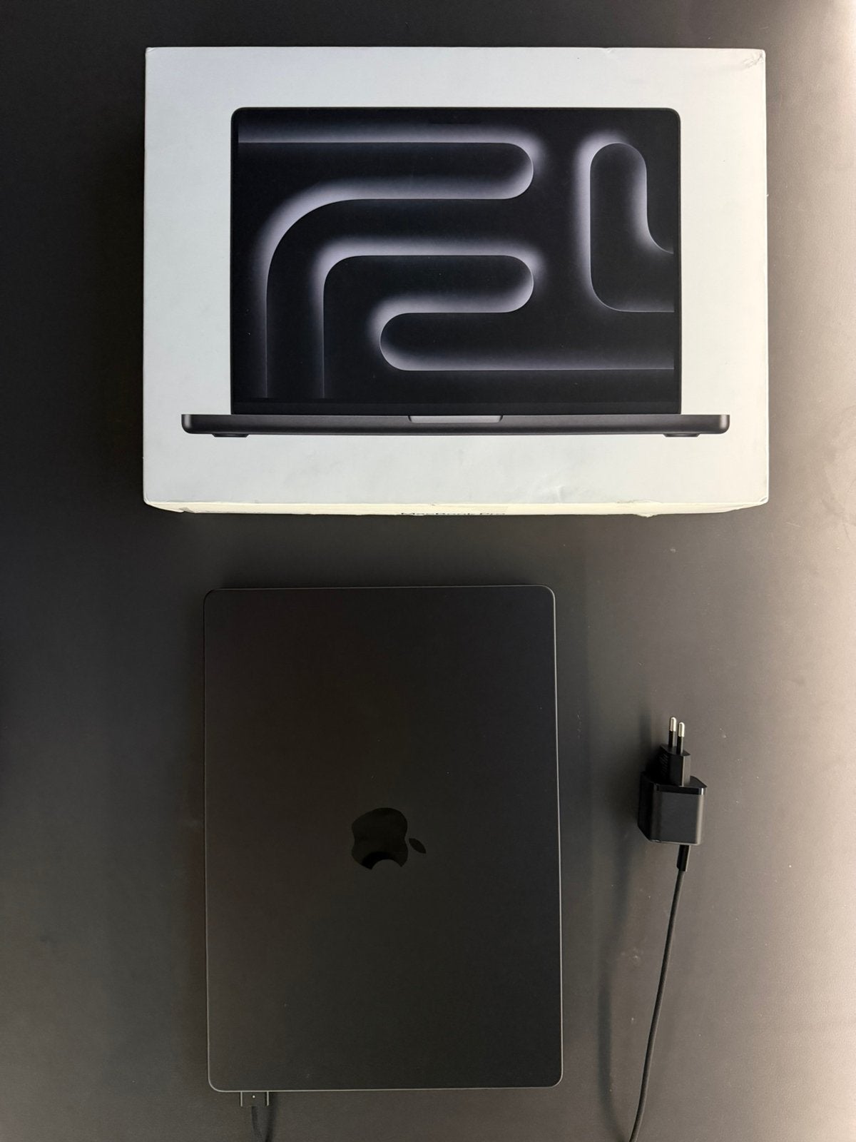 MacBook Pro M5 14” 16GB 512GB SSD, Ophalen of Verzenden, Zo goed als nieuw