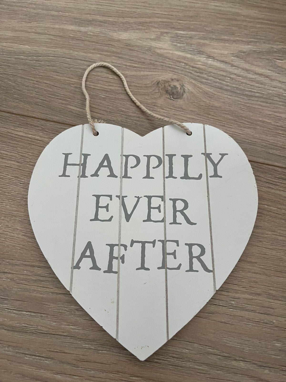 Tekst bordje happily ever after, Huis en Inrichting, Woonaccessoires | Tekstborden en Spreuken, Ophalen of Verzenden, Zo goed als nieuw