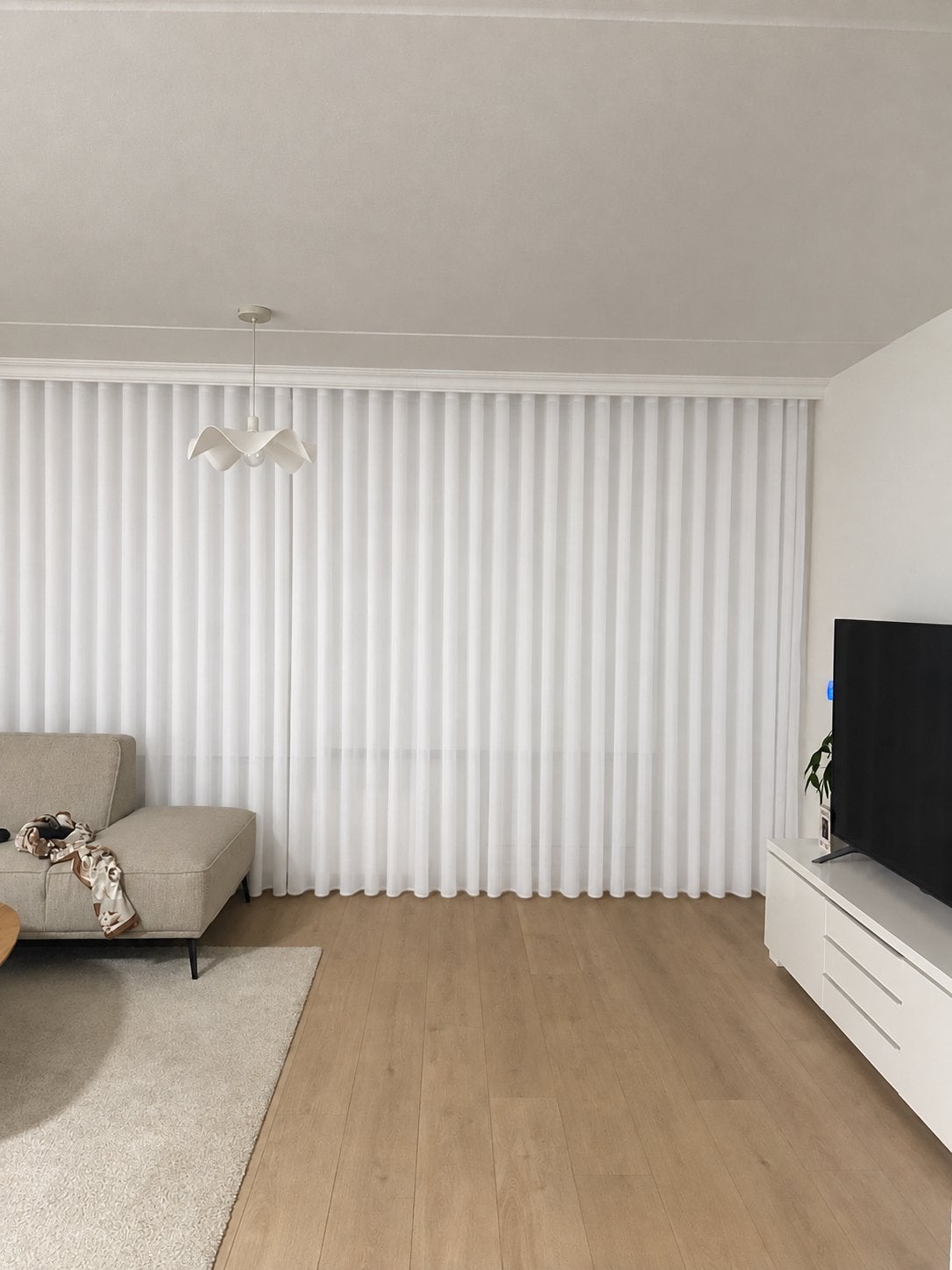 Hele mooie witte nieuwe gordijn voor €249, Ophalen of Verzenden, Gordijn