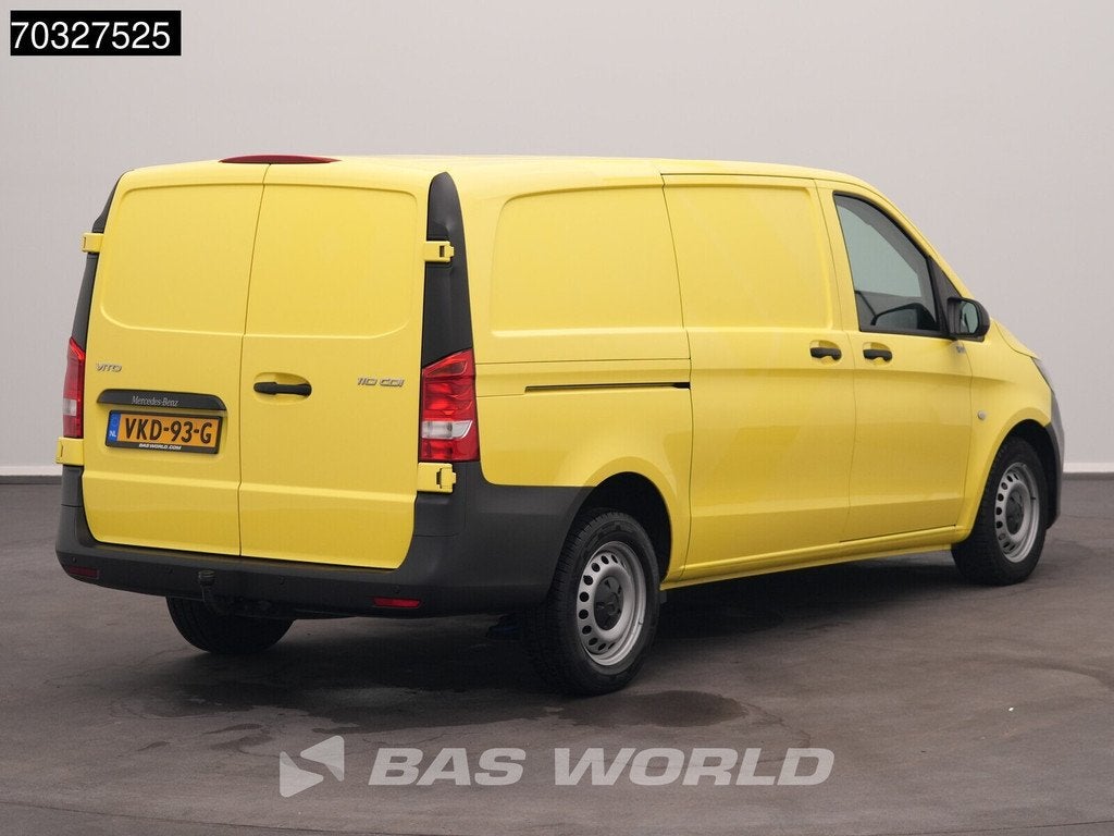 Mercedes Vito 110 L2H1 Trekhaak Airco Cruise Parkeersensoren, Auto's, Stof, Gebruikt, Euro 6, 4 cilinders
