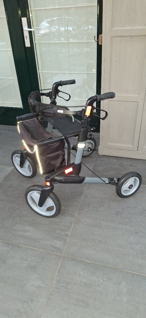 Te koop rollator Topro, Diversen, Rollators, Ophalen, Opvouwbaar, Gebruikt