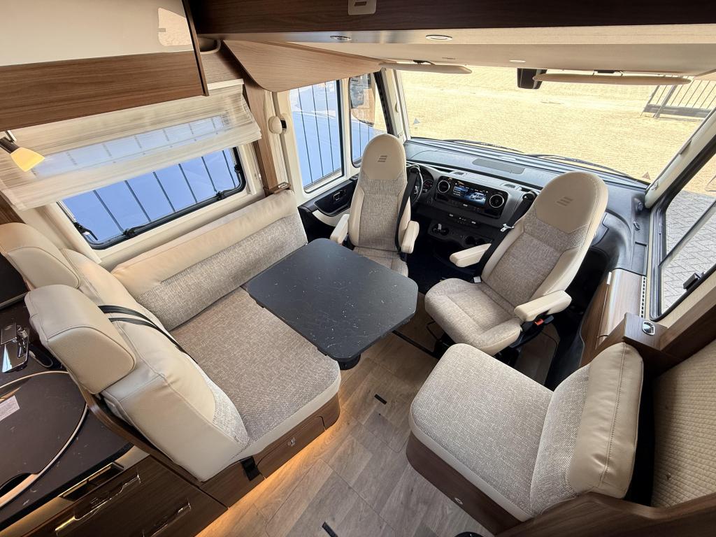 Hymer BMC-T WhiteLine 600, Caravans en Kamperen, Campers, Automaat, Chemisch toilet, Ringverwarming, Luifel
