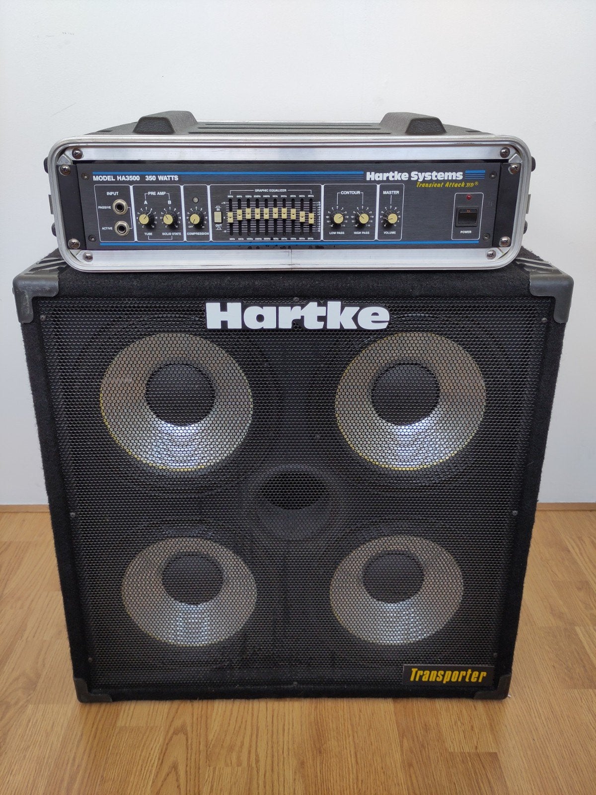 Hartke HA3500 (incl. flightcase) & 4x10 Transporter cabinet, Ophalen, Gebruikt, Basgitaar, 100 watt of meer